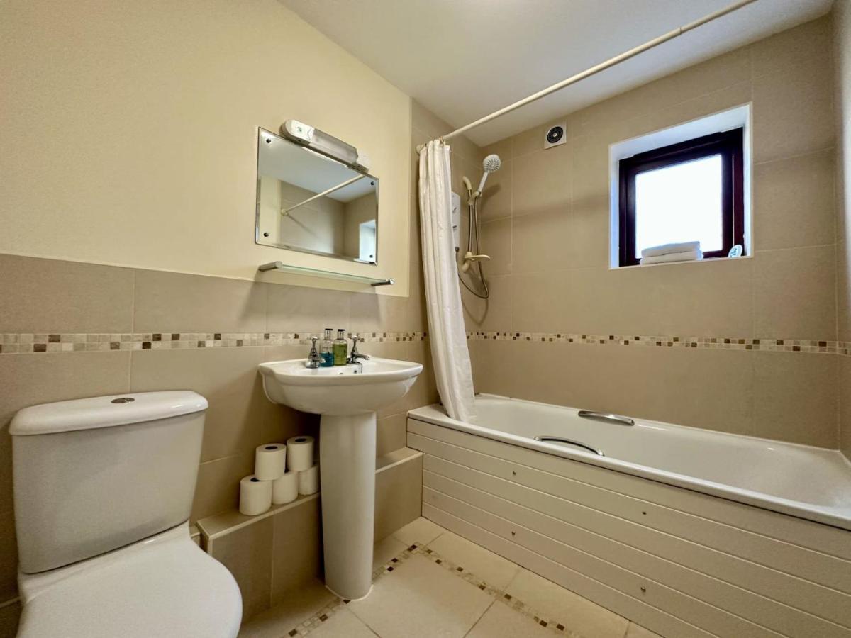 Super Apartment Next To Bicester Village Sleeps 4 Bagian luar foto